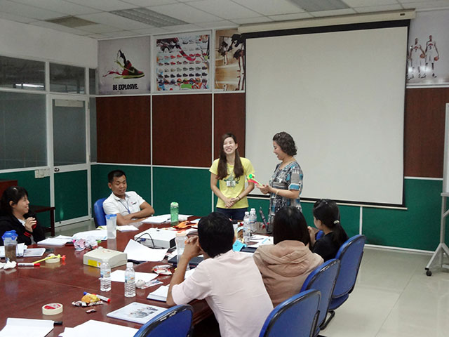Chuyên viên nhân sự chuyên nghiệp - Pou Sung (07.04.2015)